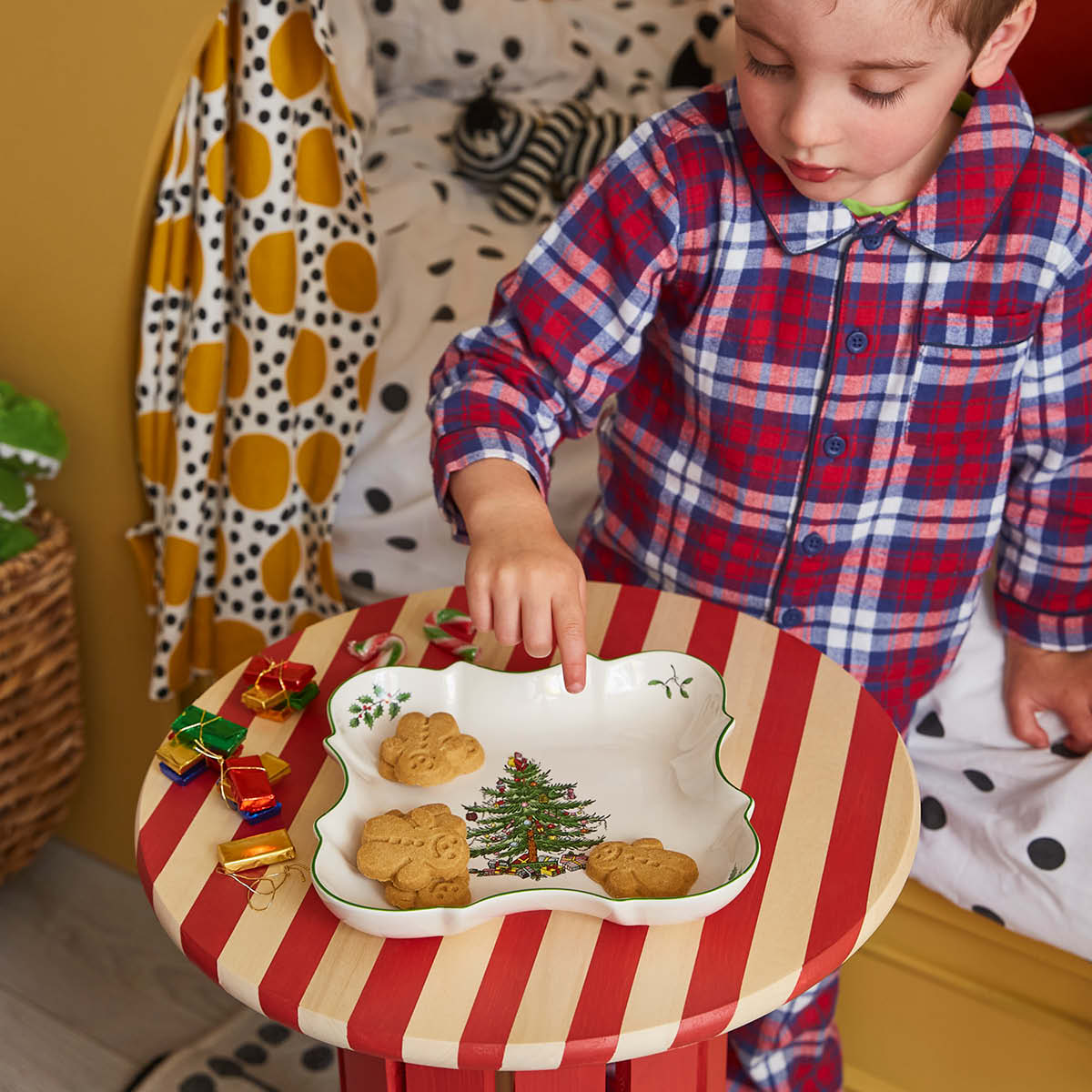 Christmas Tree Devonia Serving Tray image number null